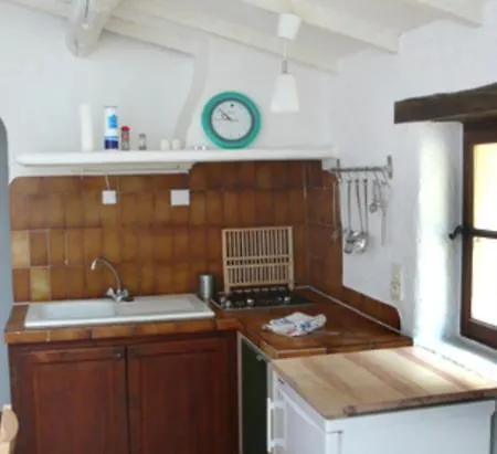 Les Magnans Holiday home *